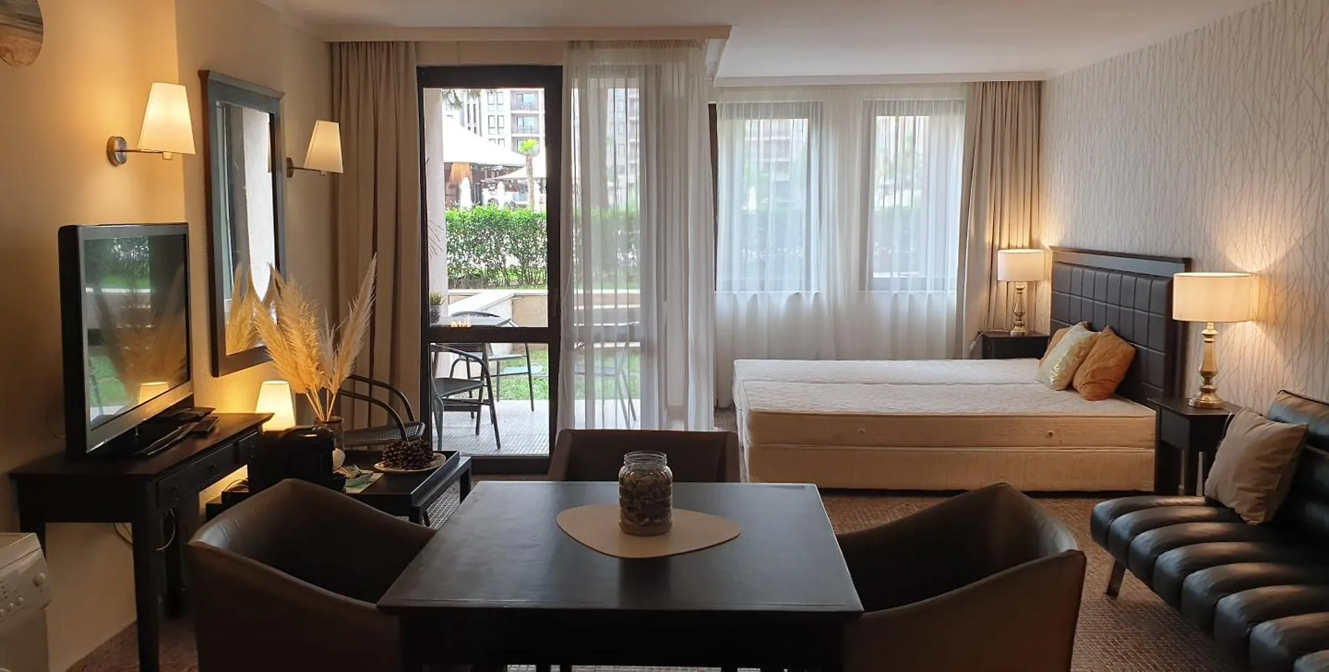 Royal Beach Private Apartments Slantschew brjag
