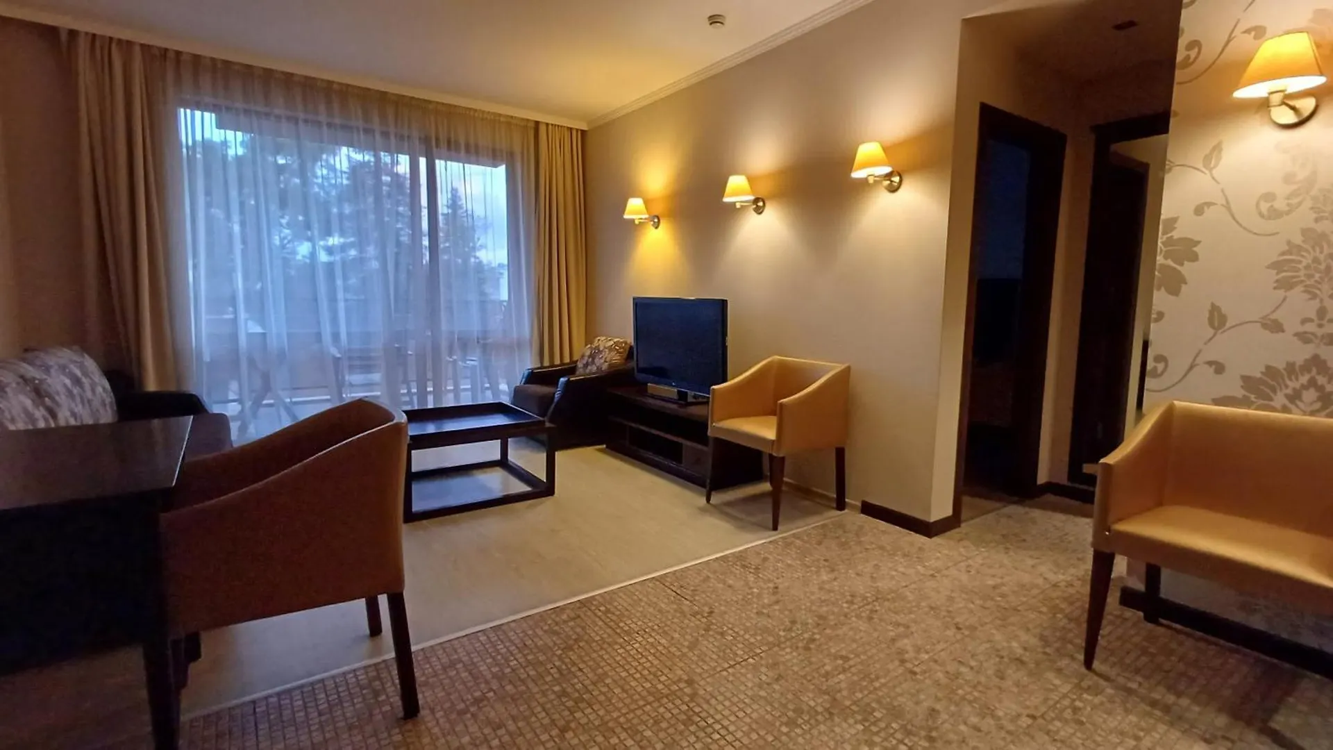 Royal Beach Private Apartments Sunny Beach