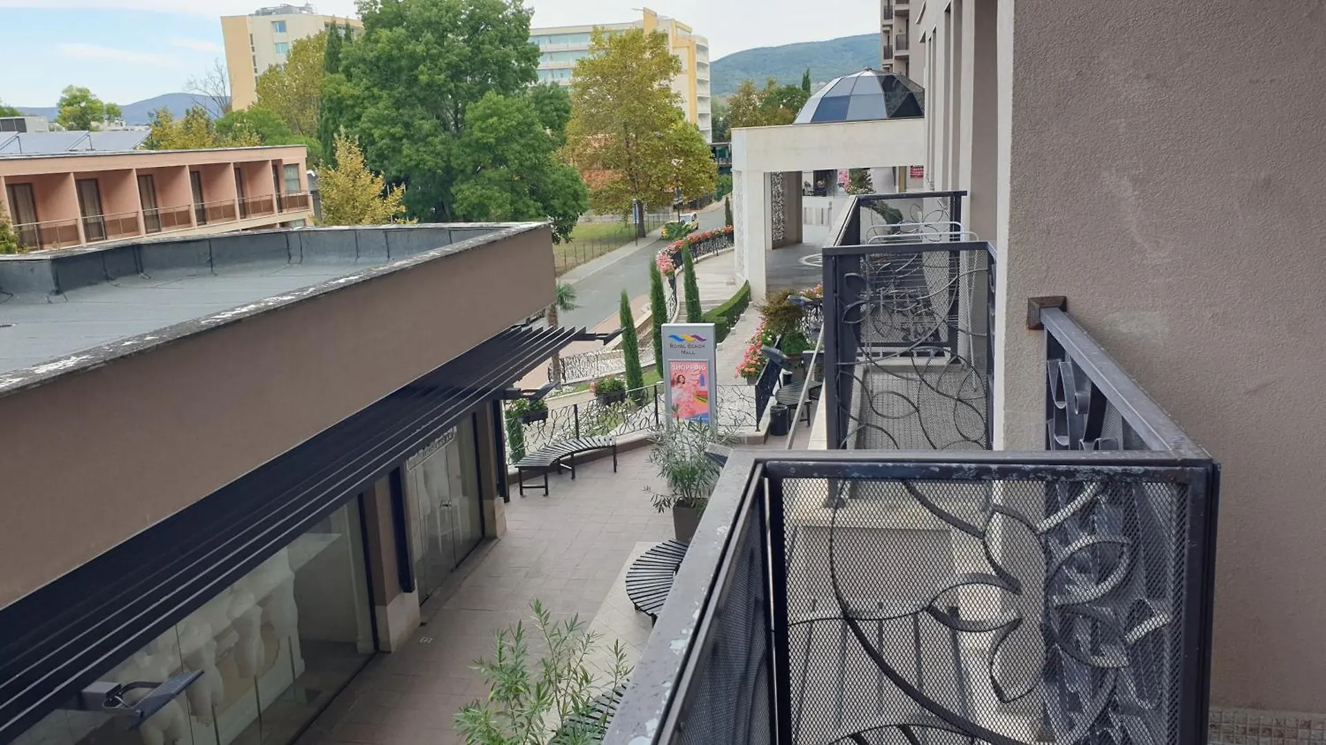 Royal Beach Private Apartments Sunny Beach