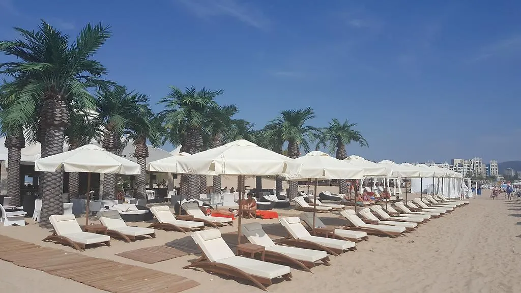 Royal Beach Private Apartments Sunny Beach