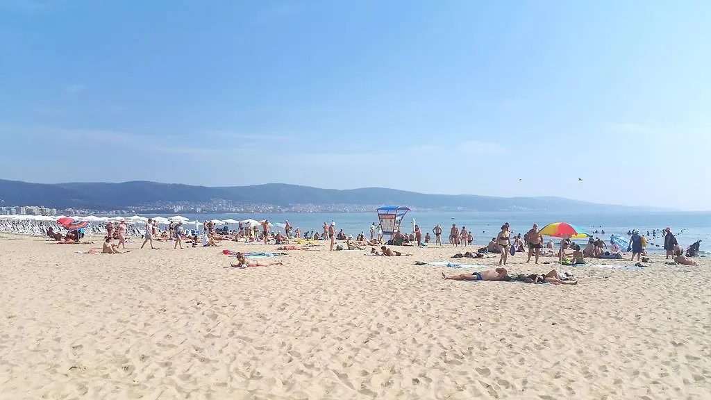 Royal Beach Private Apartments Sunny Beach