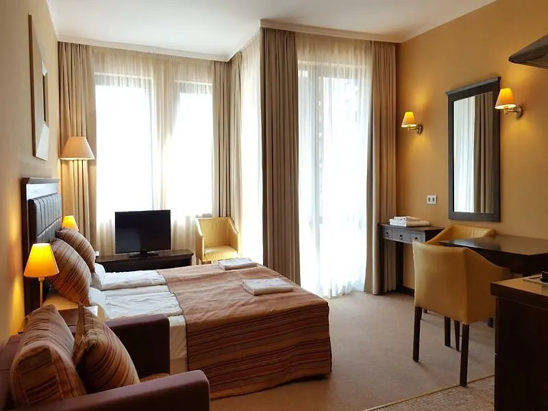 Royal Beach Private Apartments Sunny Beach
